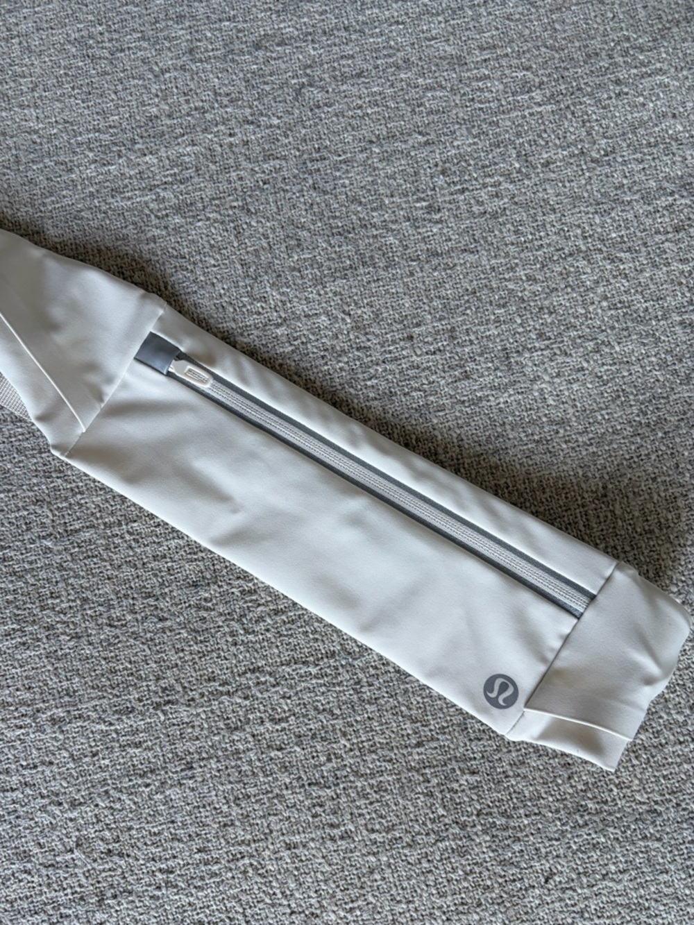 Lululemon Zip Belt Bag NWOT